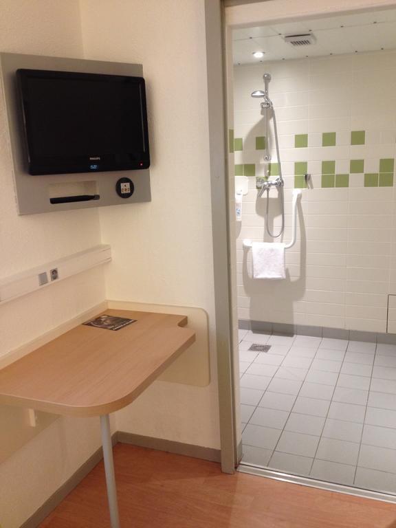 Ibis Budget Saint-Quentin Centre Gare Kültér fotó
