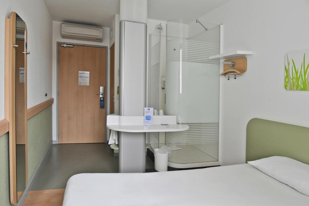 Ibis Budget Saint-Quentin Centre Gare Kültér fotó